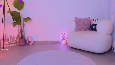 violetssweet online show from 10-24-25, 01:03