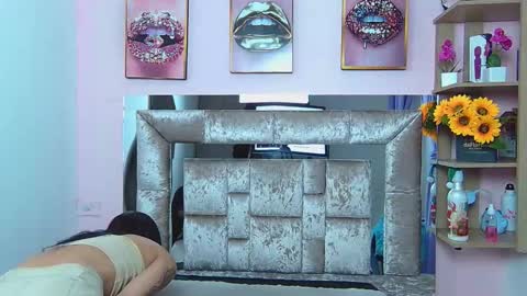 Violeta froz online show from 11-18-25, 07:18