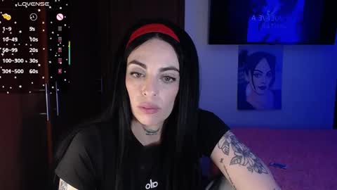 violett  Independent model online show from 12-03-25, 06:10