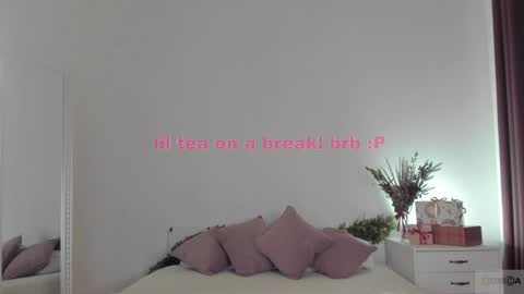 violetta_finch online show from 12-19-24, 11:50