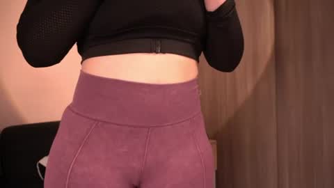 Snapshot of violetta_swift_ chatting on 08-04-26, 02:26 violetta independent model online show from 08-04-26, 02:26