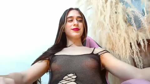 Princess Violet Valerious Follow me IGX violetvalerious online show from 12-10-24, 08:51