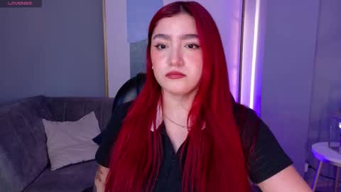 Violett Castel online show from 01-10-26, 07:04