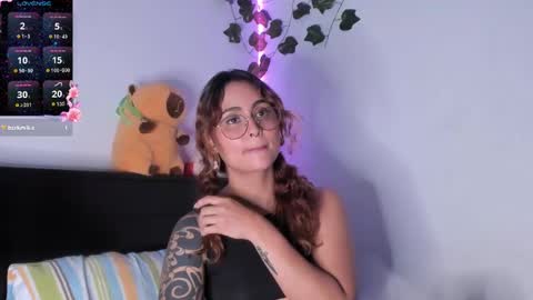 Violette  online show from 02-21-25, 10:15