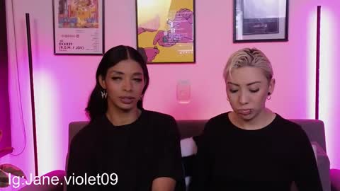 Violet online show from 10-12-25, 12:31
