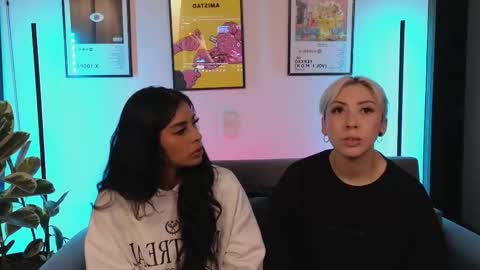 Violet online show from 03-27-26, 01:22