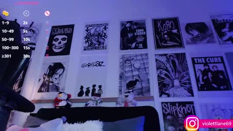 Snapshot of violettlane chatting on 12-13-24, 12:31 Violeta online show from 12-13-24, 12:31