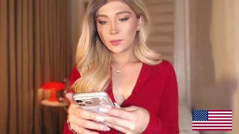 Snapshot of violetversacexx chatting on 02-13-26, 02:51 Best Of Both Worlds online show from 02-13-26, 02:51