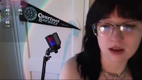 Violet Winter  indie sleaze goth girl next door online show from 03-01-25, 03:38