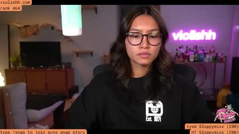 follow me on twitter violishh and ig violishh  online show from 12-01-25, 01:21