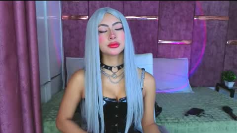 viollettebylyly online show from 02-24-26, 12:47