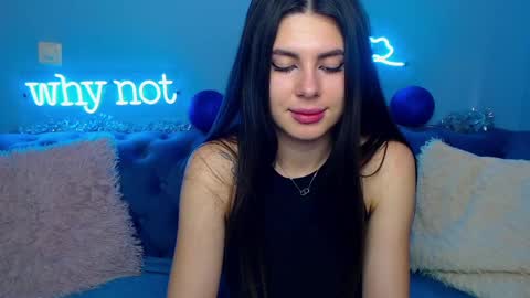 Snapshot of viollinalv chatting on 01-05-25, 11:48 viollinalv online show from 01-05-25, 11:48