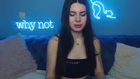 Snapshot of viollinalv chatting on 01-14-25, 05:40 viollinalv online show from 01-14-25, 05:40