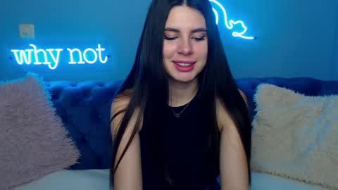 Snapshot of viollinalv chatting on 02-01-25, 11:43 viollinalv online show from 02-01-25, 11:43