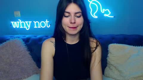 Snapshot of viollinalv chatting on 03-02-25, 02:43 viollinalv online show from 03-02-25, 02:43