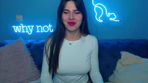 Snapshot of viollinalv chatting on 10-20-25, 04:35 viollinalv online show from 10-20-25, 04:35