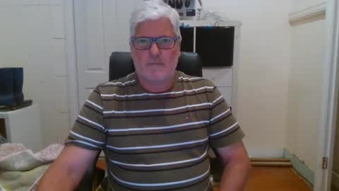 Snapshot of viper654321 chatting on 01-12-25, 08:36 viper654321 online show from 01-12-25, 08:36