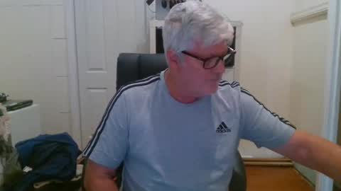 Snapshot of viper654321 chatting on 01-19-25, 06:42 viper654321 online show from 01-19-25, 06:42