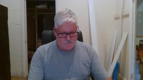 Snapshot of viper654321 chatting on 01-15-26, 07:35 viper654321 online show from 01-15-26, 07:35