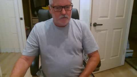 Snapshot of viper654321 chatting on 02-15-26, 07:16 viper654321 online show from 02-15-26, 07:16