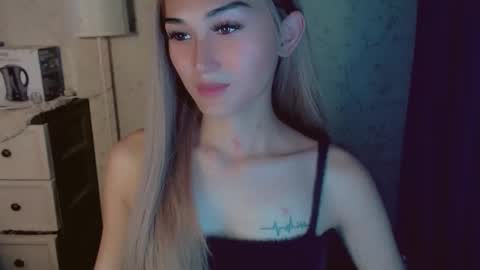 Pearl online show from 02-02-26, 02:54