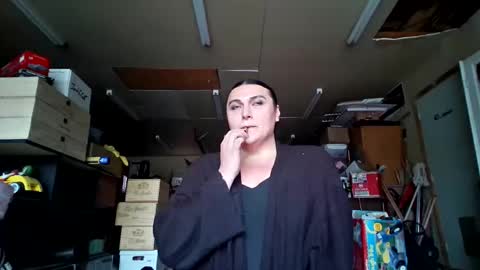 priscilla online show from 04-17-26, 04:54