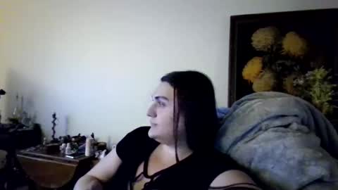 priscilla online show from 04-25-26, 05:54