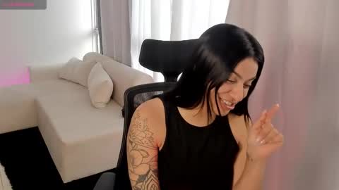 Snapshot of virtual111_ chatting on 02-12-26, 09:21 Lu online show from 02-12-26, 09:21