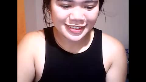 Snapshot of visayan_beauty26 chatting on 02-06-25, 12:11 visayan_beauty26 online show from 02-06-25, 12:11