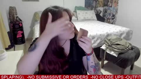 Snapshot of vitaxviper chatting on 01-14-25, 10:44 Vit a Viper online show from 01-14-25, 10:44