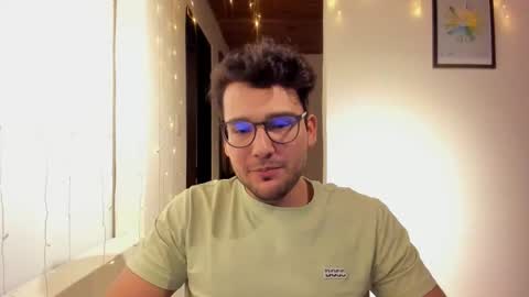 Vito Ferrer online show from 11-25-25, 12:10