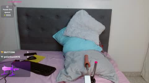 VITTORIA  online show from 01-31-25, 12:18