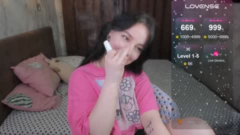 Vivi   online show from 01-30-25, 09:15