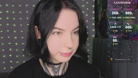 Vivi   online show from 02-10-26, 05:22