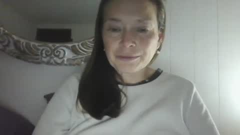 vivian online show from 09-27-25, 01:21