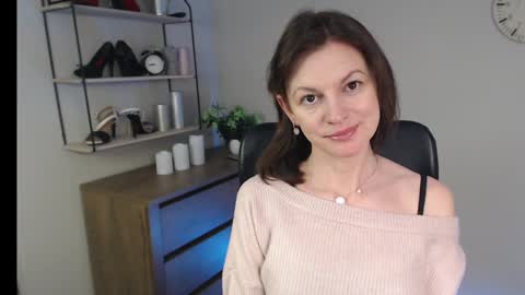 Vivian online show from 02-20-25, 10:27