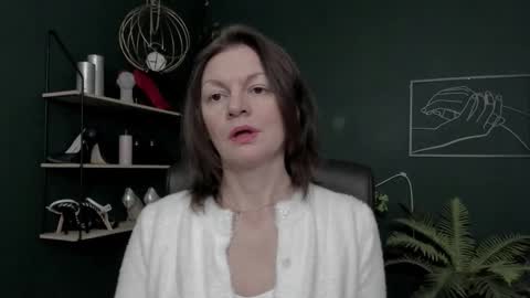 Snapshot of vivian_dream chatting on 01-14-26, 07:03 Vivian online show from 01-14-26, 07:03