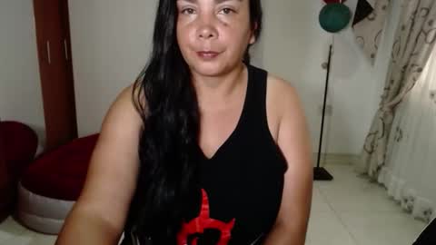 vivian_milf_paint online show from 01-05-26, 09:07
