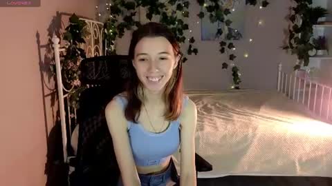 Snapshot of vivianbrooks_ chatting on 08-04-26, 06:10 Viv online show from 08-04-26, 06:10