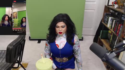 Snapshot of vivianfrost chatting on 03-04-25, 08:24 VivianFrosty online show from 03-04-25, 08:24