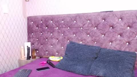 VivianRose online show from 11-30-25, 03:54