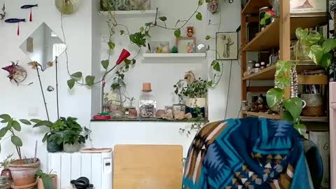 Snapshot of vivid_ether chatting on 01-06-25, 01:08 Viv online show from 01-06-25, 01:08