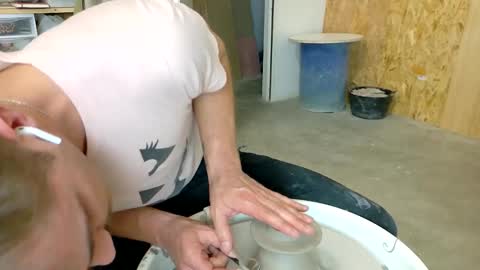 Snapshot of vivid_ether chatting on 10-03-25, 07:00 Viv online show from 10-03-25, 07:00