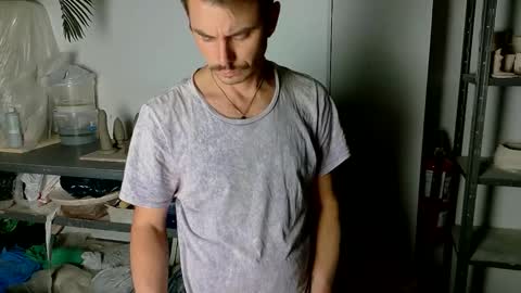 Snapshot of vivid_ether chatting on 10-29-25, 11:50 Viv online show from 10-29-25, 11:50