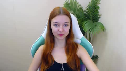 Vivien online show from 01-21-25, 06:34