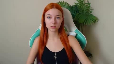 Vivien online show from 11-05-25, 07:03