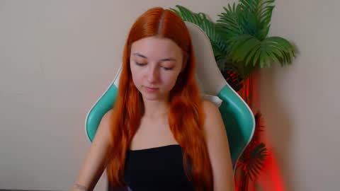 Vivien online show from 11-07-25, 07:25