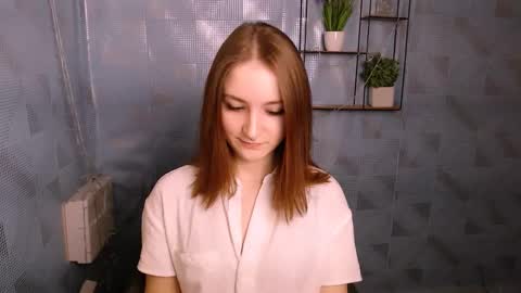 vivienalles_ online show from 12-01-24, 04:29