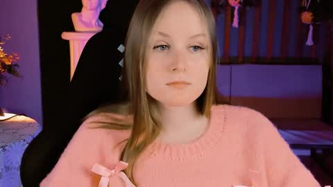 Vivien online show from 01-24-25, 11:02