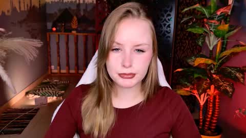 Vivien online show from 02-10-26, 05:44